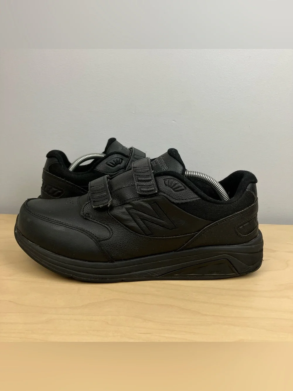 New Balance Men’s Size 9.5 6E (Extra Wide) 928v3 Black Leather Walking Shoes